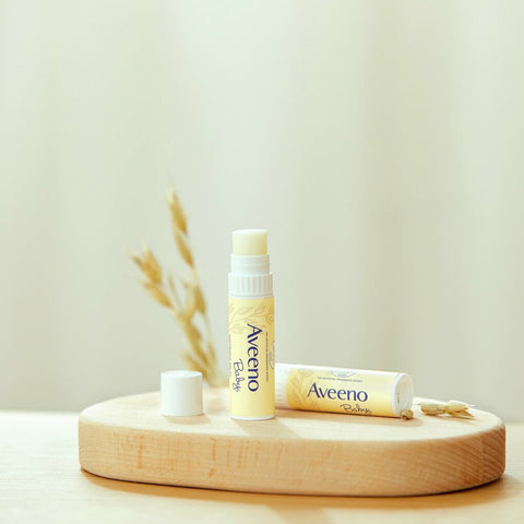 Aveeno Baby Soothing Relief Lip & Face Balm 4g 